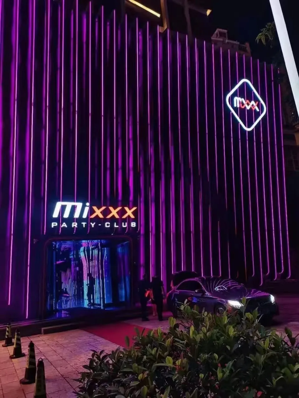 MIXX PARTY-CLUB  KTV包厢场景图