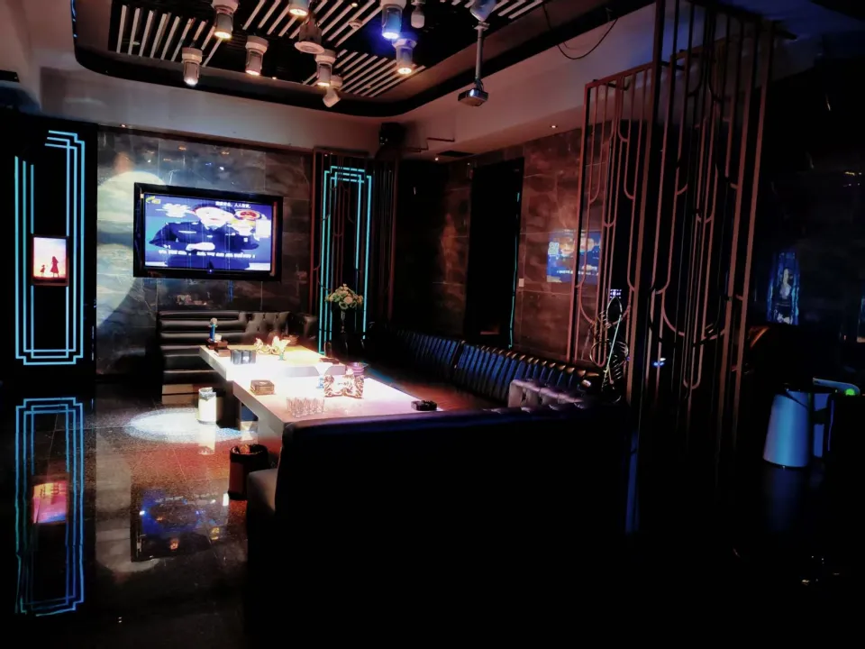 企鹅定制KTV(花都店)
