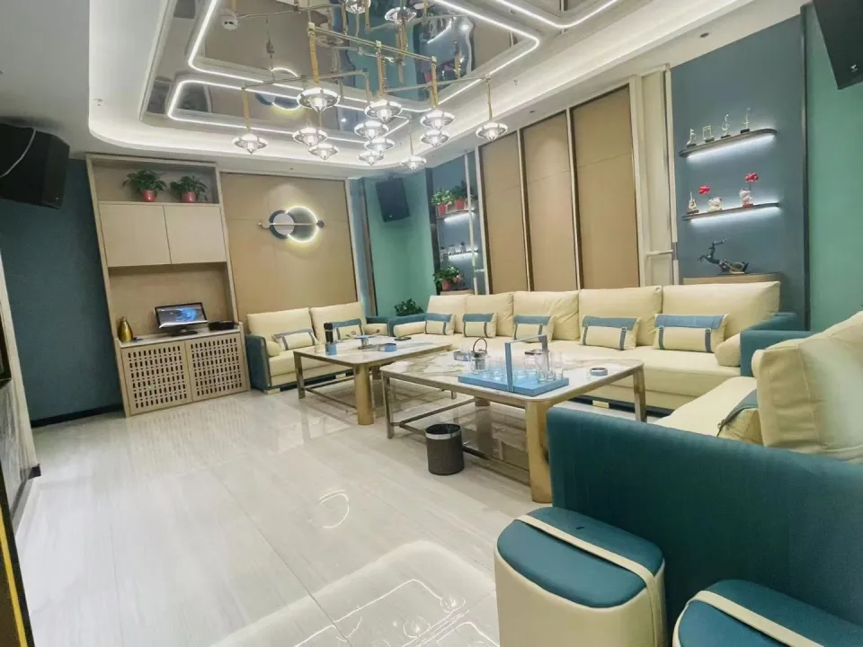 锦瑟年华量贩式KTV