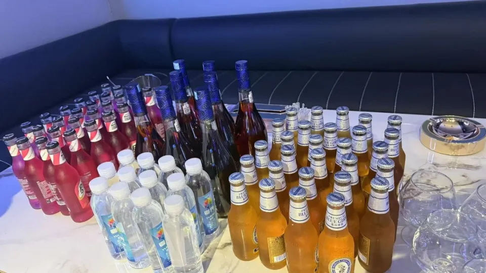 美高PARTY·KTV夜总会(兰陵路店)